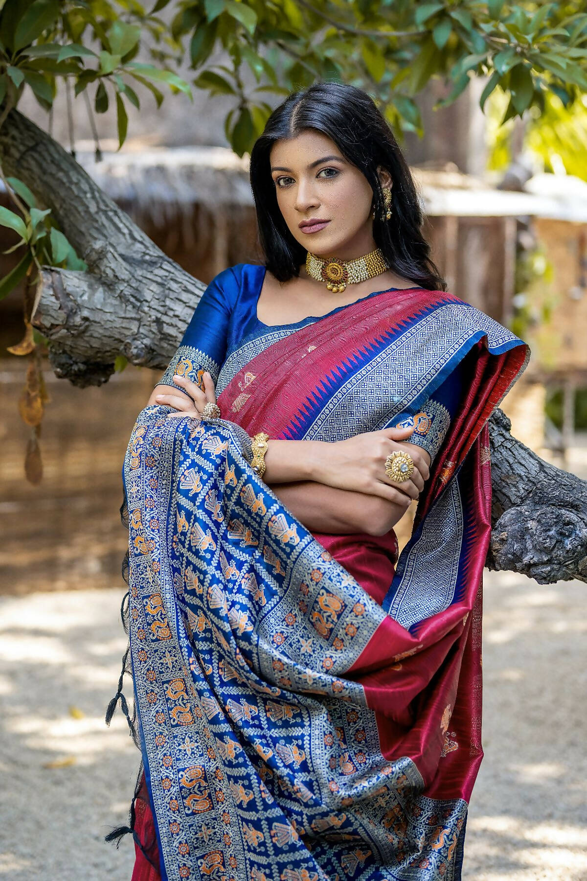 Vishnu Weaves Women's Pink Tussar Silk Zari Woven Saree with Blouse - Swadesiicart