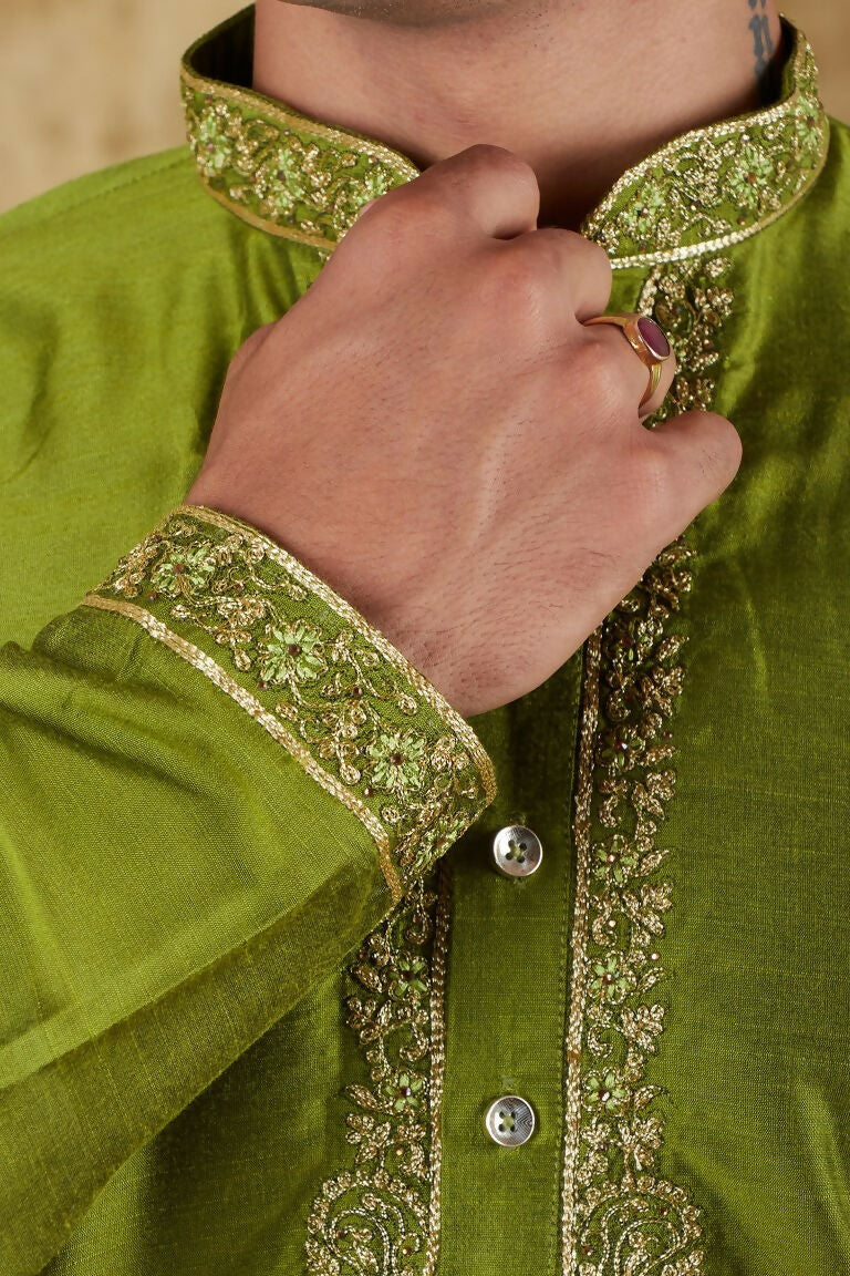 Bluesaanchi Men's Sunshine Handwoven Embroidered Apple Green Kurta Set | Swadesiicart
