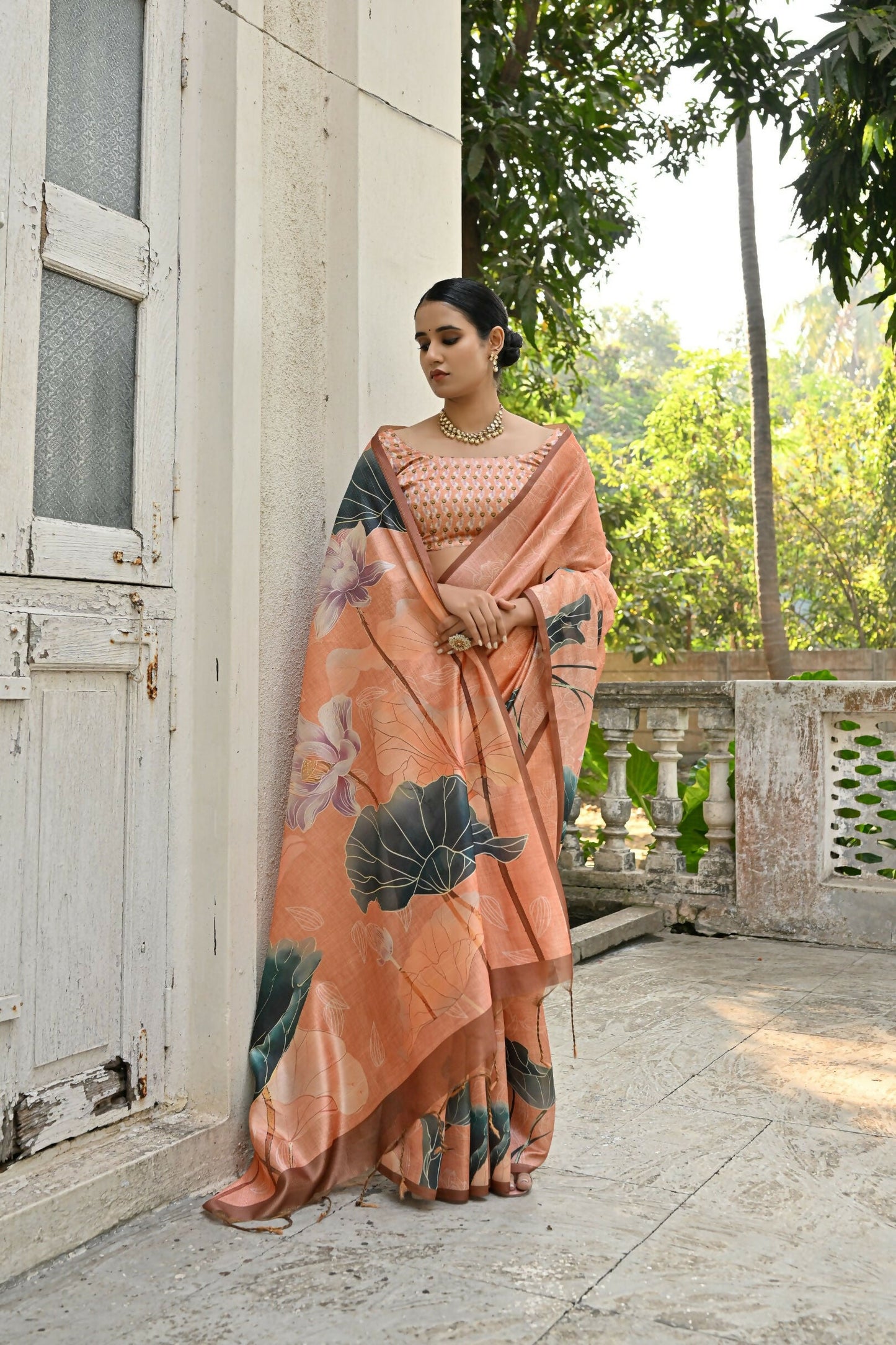 Vishnu Weaves Women's Orange Cotton Silk Saree with Blouse - Swadesiicart