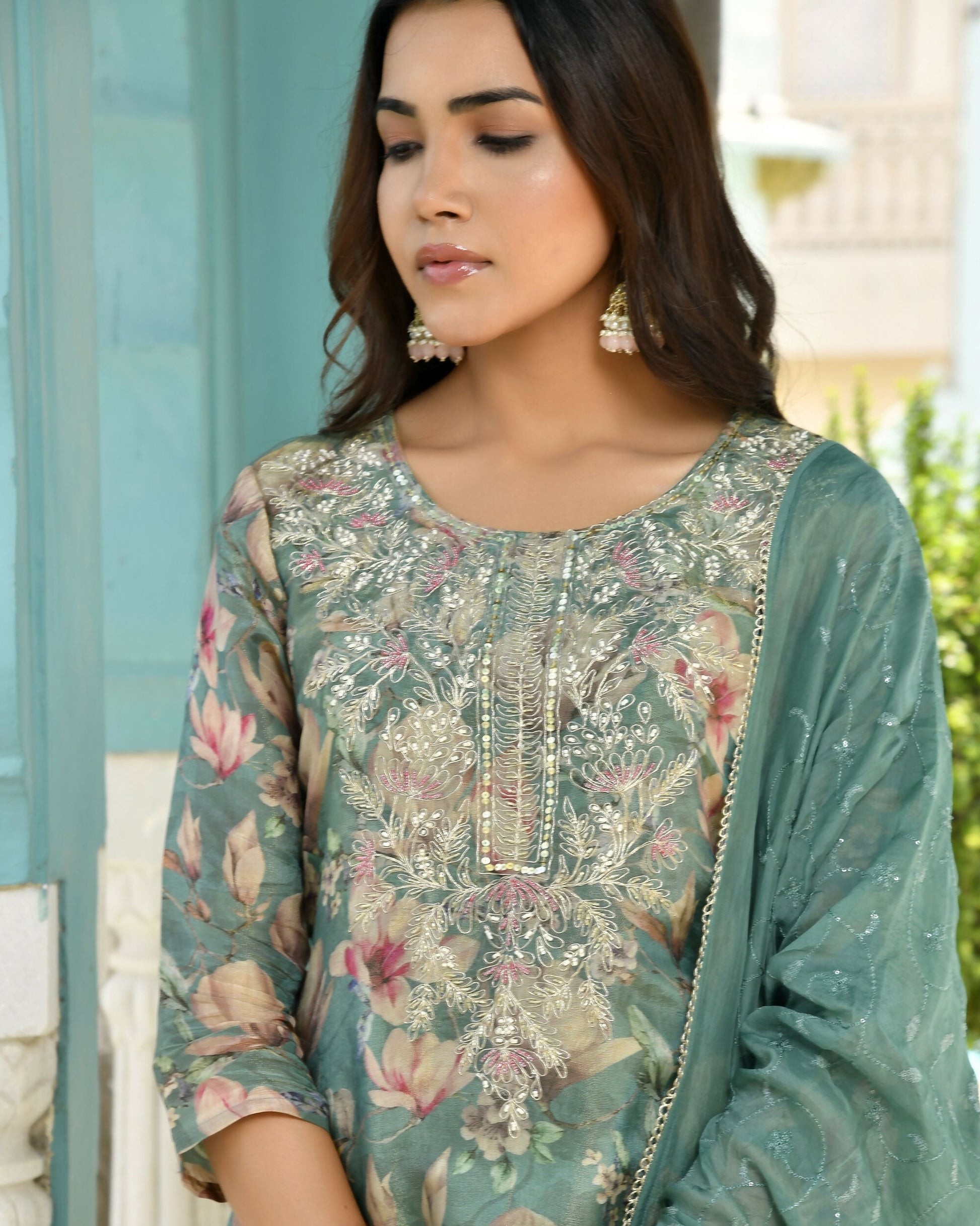 Vaasva Women's Teal Tissue Embroidered Suit Set With Solid Pant And Embroidered Dupatta | Swadesiicart