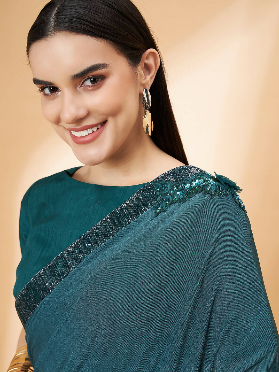 Green Lycra Flock Work, Seuqins Embroidery, Handwork Shoulder Butta Saree - Norita Hit Design - Swadesiicart