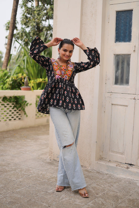 Prazu Fashion Black Cotton Print With Kutchi Patchwork Top For Navratri - Swadesiicart