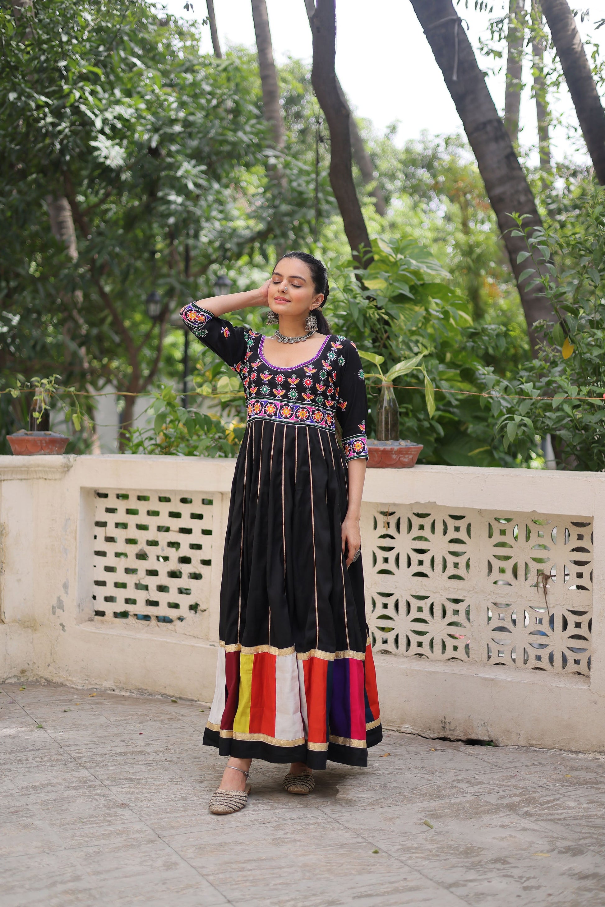 Lorenvalley Fashion Black Roman Silk with Thread work & Gota Lace embellished Work Gown | Swadesiicart