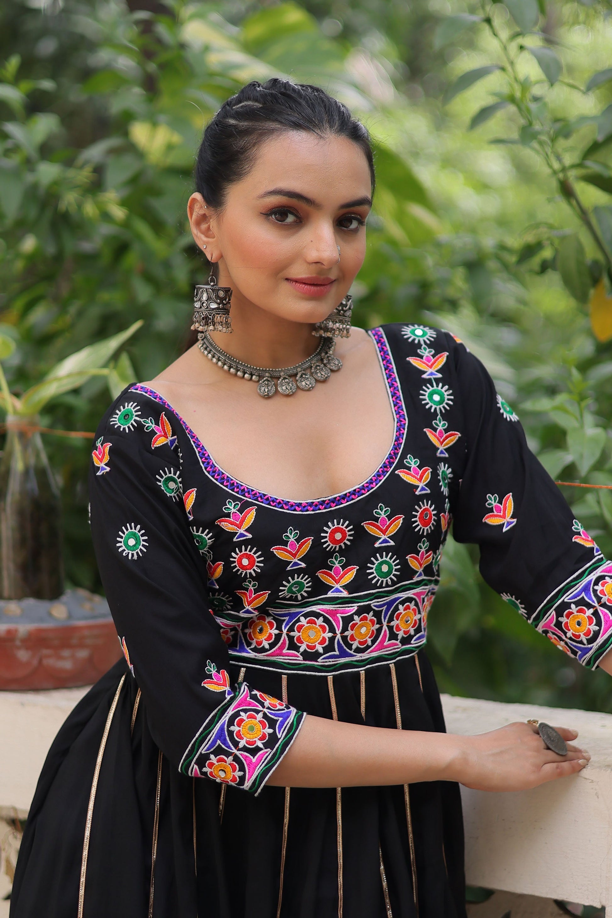 Lorenvalley Fashion Black Roman Silk with Thread work & Gota Lace embellished Work Gown | Swadesiicart