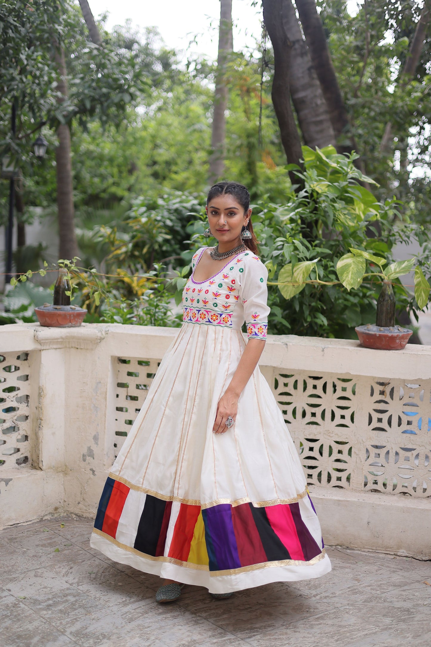 Lorenvalley Fashion White Roman Silk with Thread work & Gota Lace embellished Work Gown | Swadesiicart