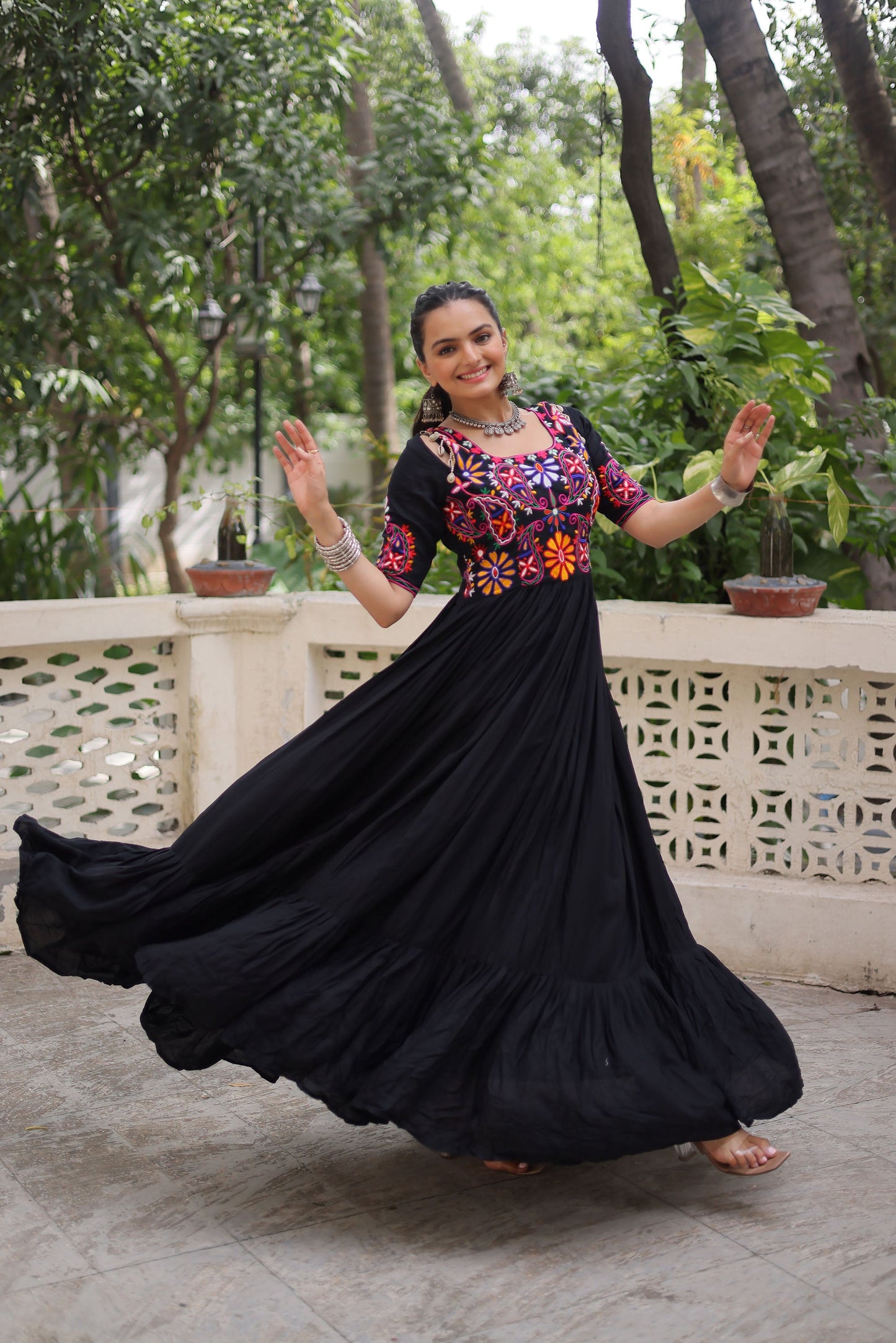 Lorenvalley Fashion Black Rayon with Kutchi Gamthi Embroidered Thread Work Gown | Swadesiicart