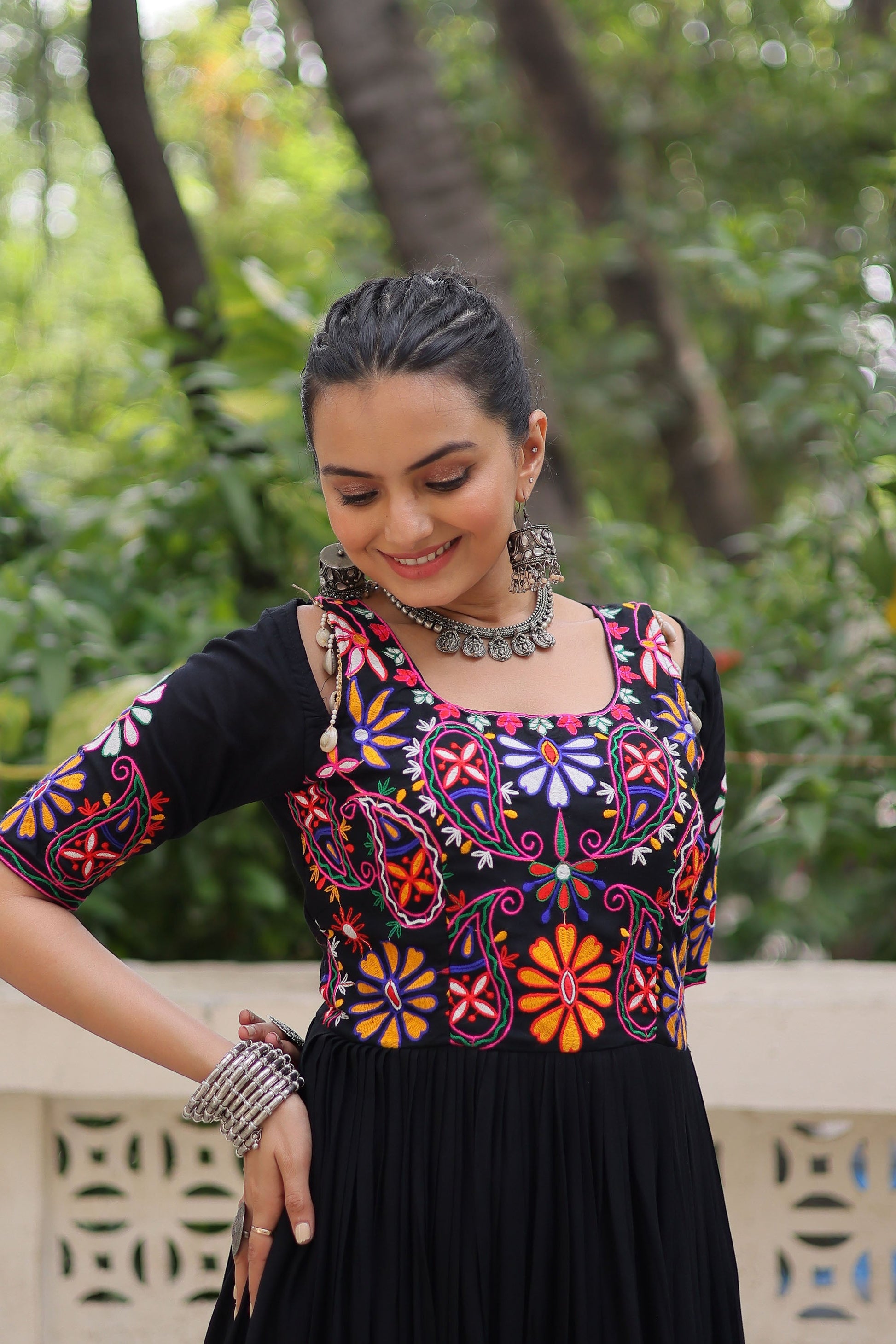 Lorenvalley Fashion Black Rayon with Kutchi Gamthi Embroidered Thread Work Gown | Swadesiicart