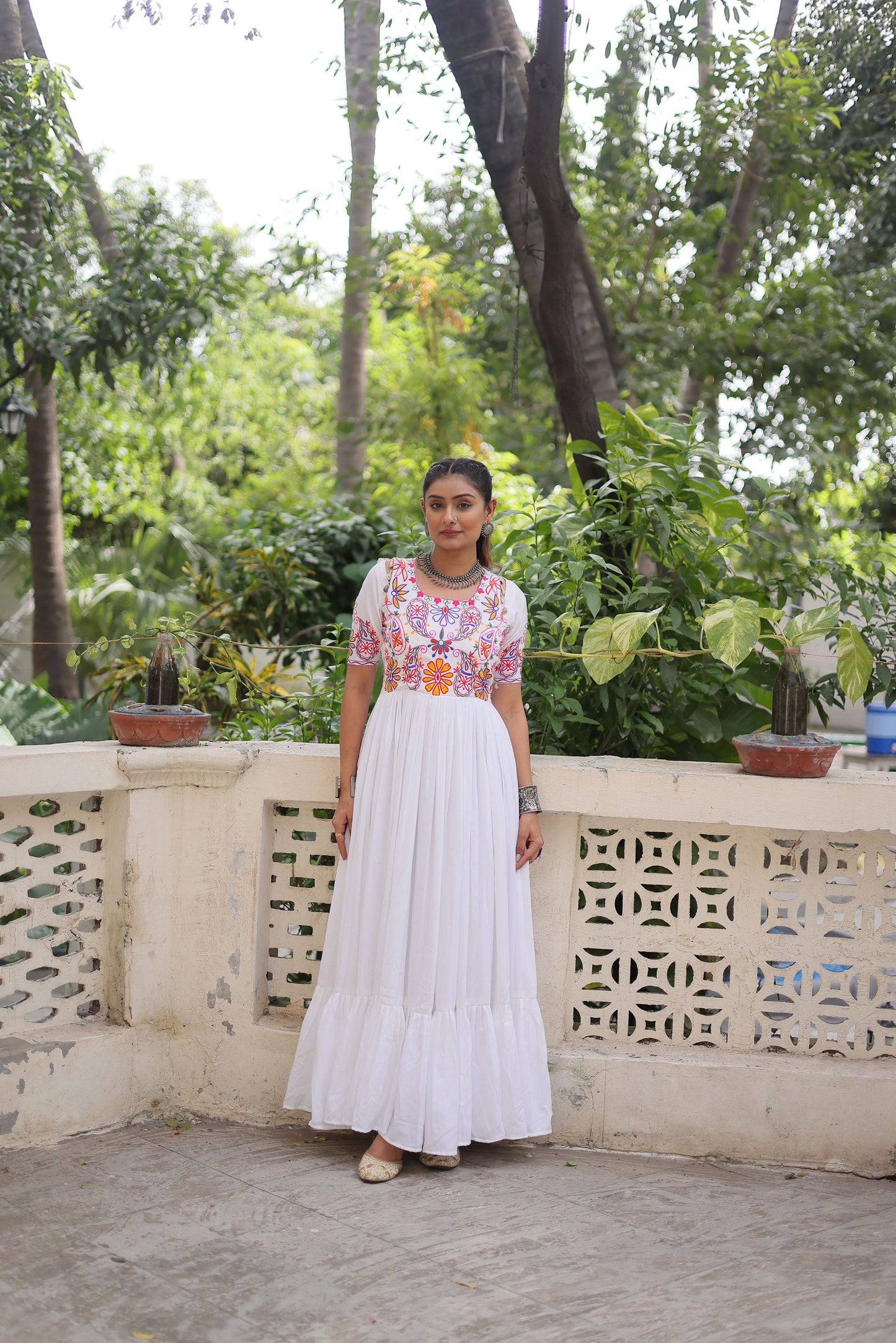 Lorenvalley Fashion White Rayon with Kutchi Gamthi Embroidered Thread Work Gown | Swadesiicart