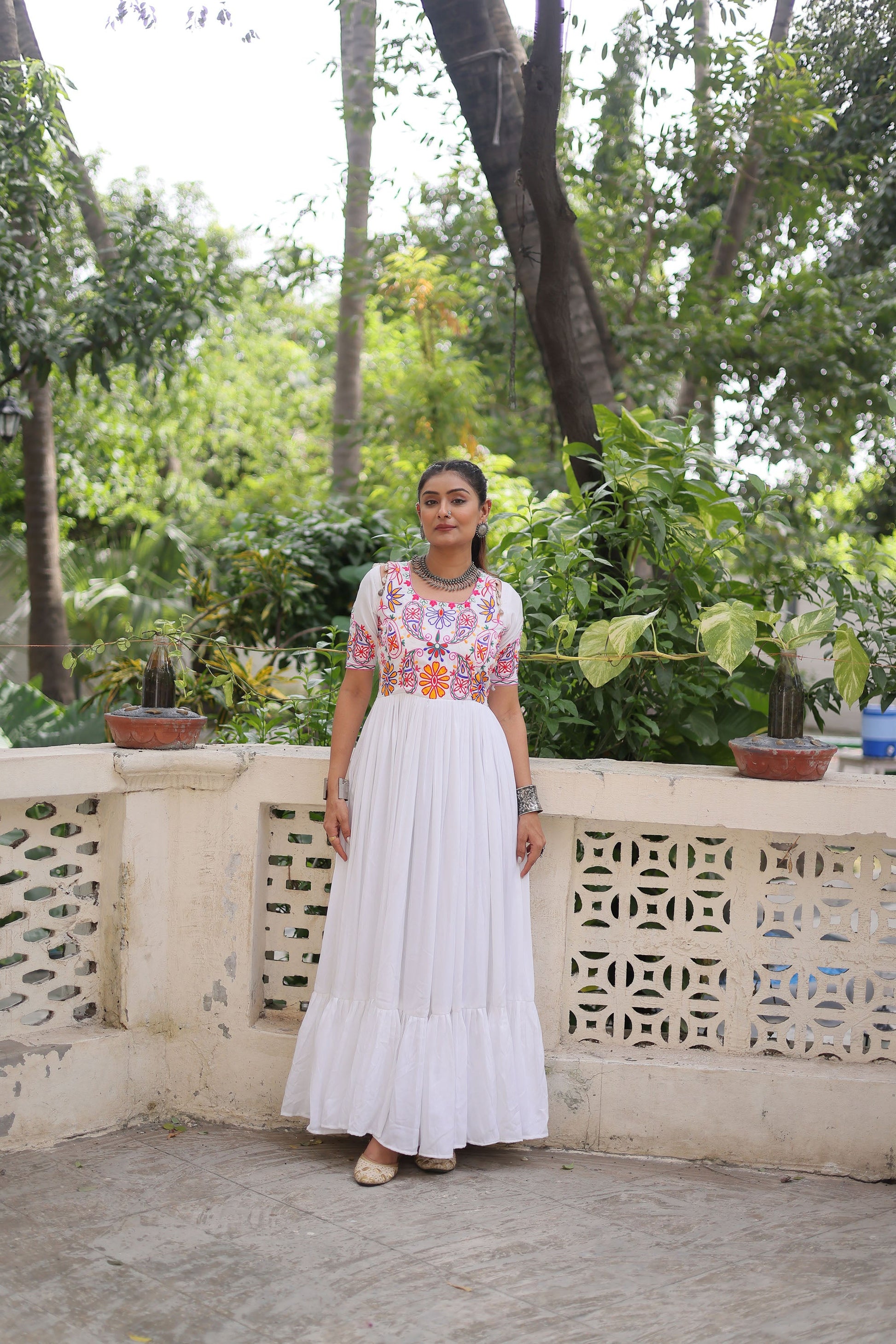 Lorenvalley Fashion White Rayon with Kutchi Gamthi Embroidered Thread Work Gown | Swadesiicart