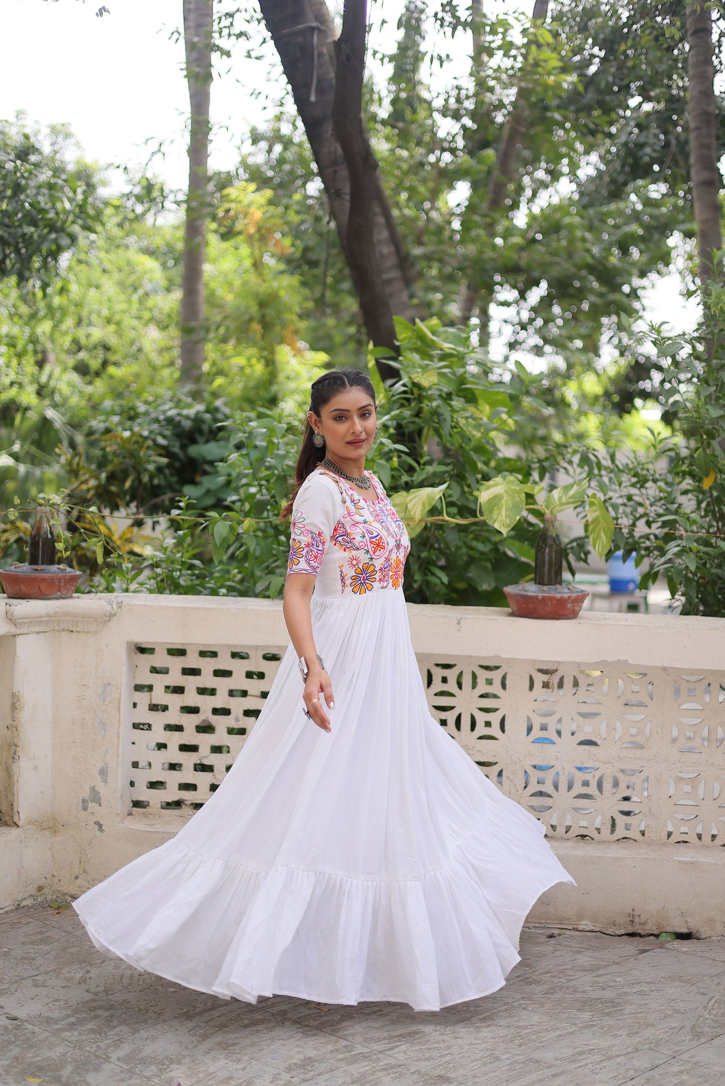Lorenvalley Fashion White Rayon with Kutchi Gamthi Embroidered Thread Work Gown | Swadesiicart