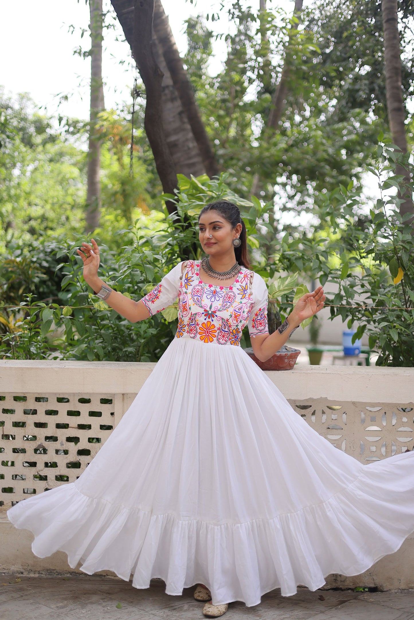 Lorenvalley Fashion White Rayon with Kutchi Gamthi Embroidered Thread Work Gown | Swadesiicart