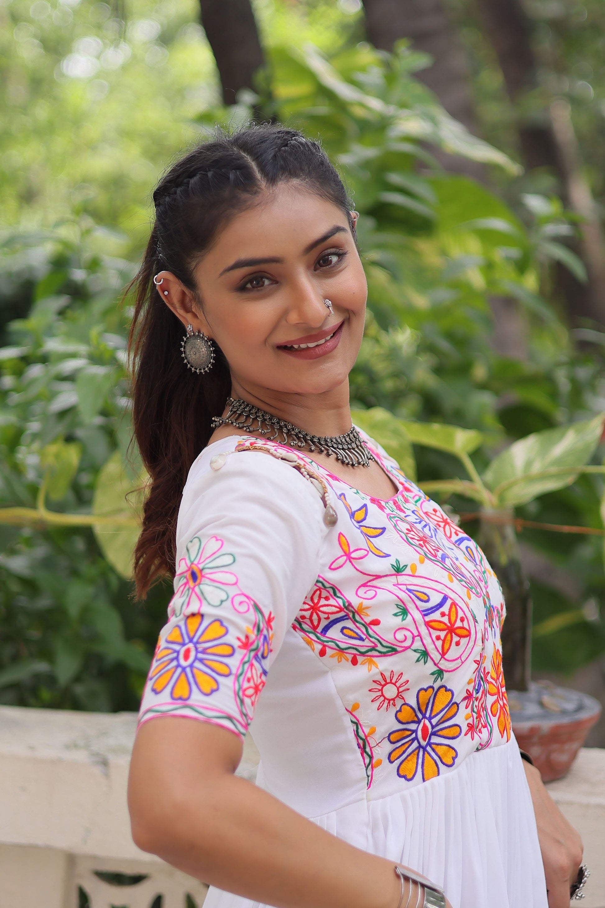 Lorenvalley Fashion White Rayon with Kutchi Gamthi Embroidered Thread Work Gown | Swadesiicart