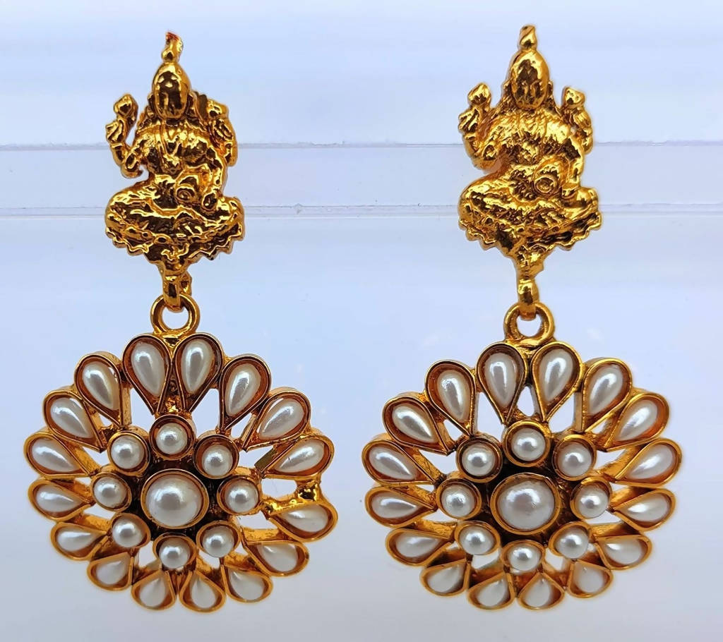 White kemp laxmi Earrings | Swadesiicart