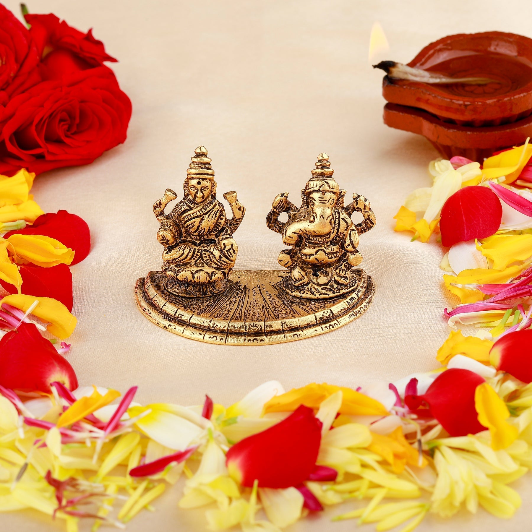 Estele Gold-Polished Goddess Laxmi & Lord Ganapati Idol for Pooja & Car Decor - Swadesiicart