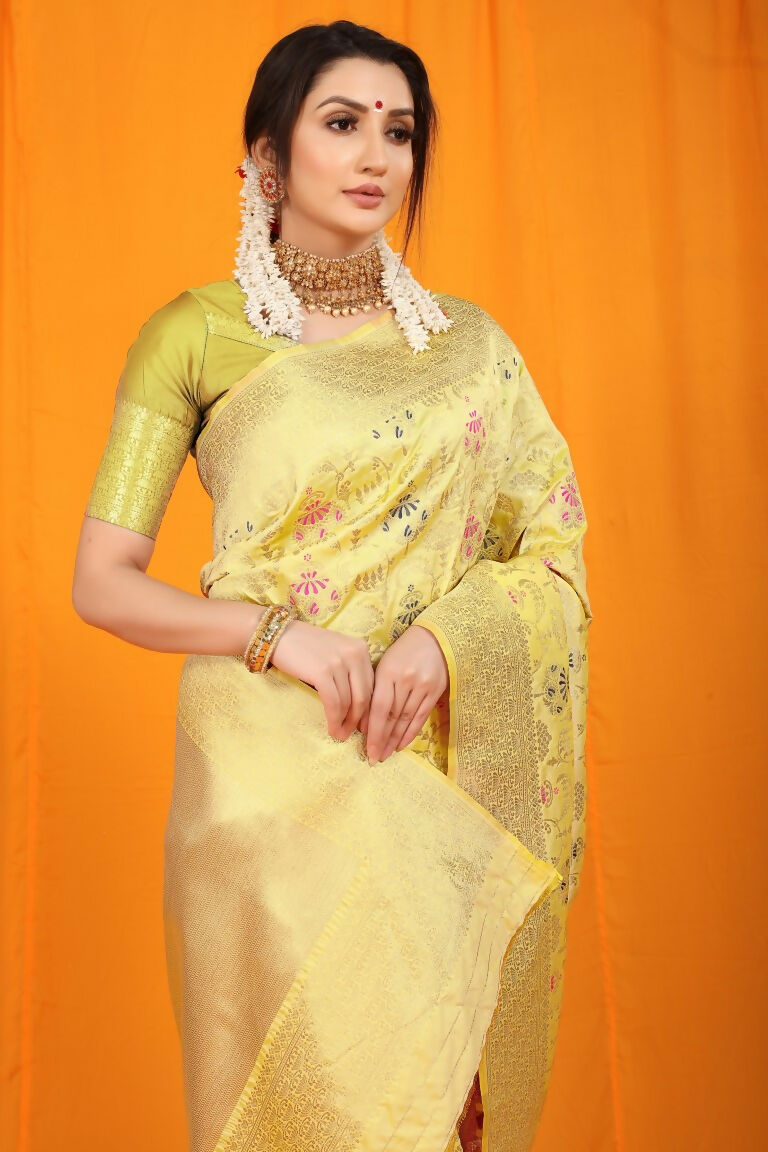Jyoti Fashion Women's Cream Kanjivaram Silk Zari Woven Saree with Blouse | Swadesiicart