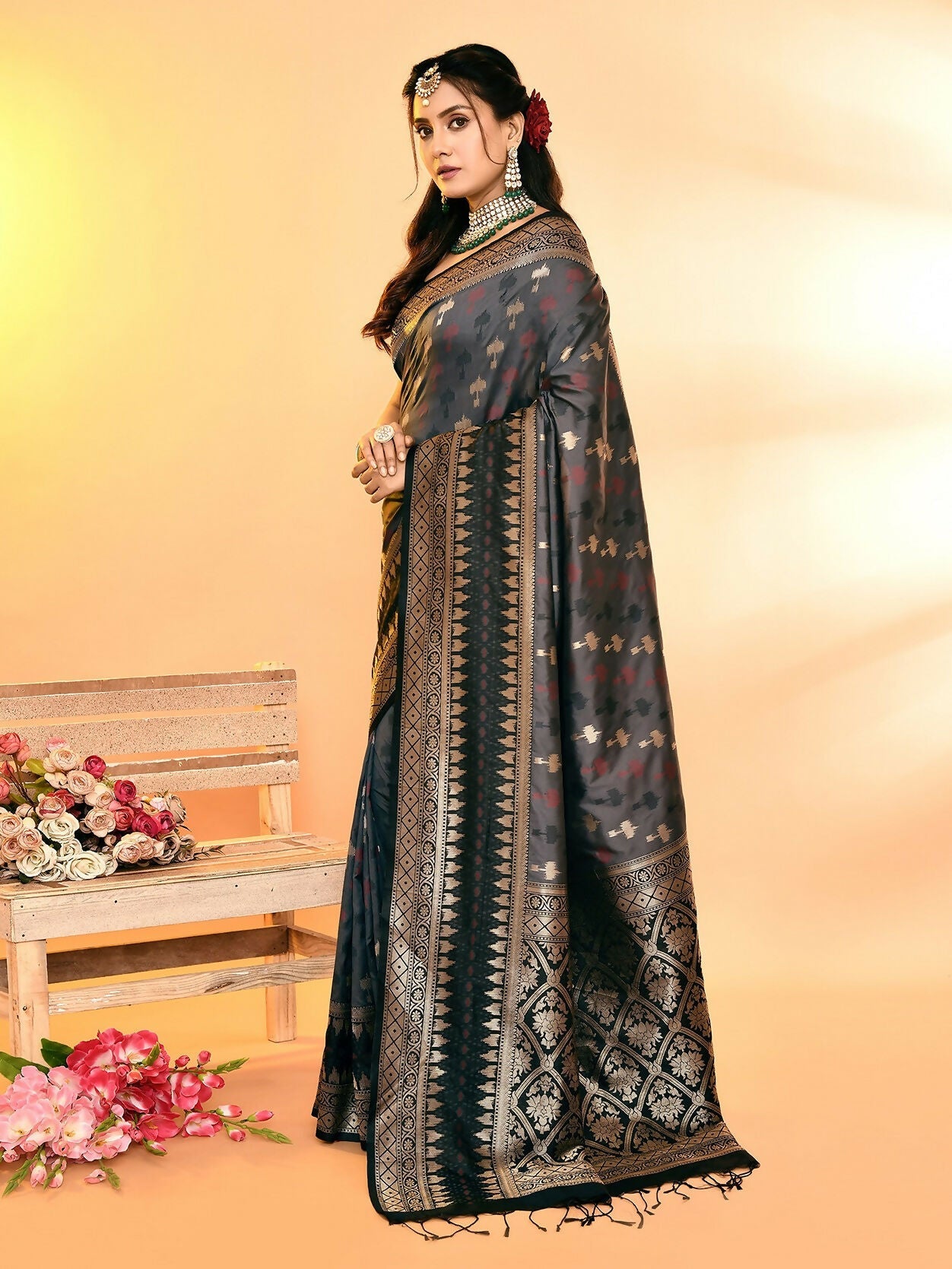 Joban Fashion Grey & Black Plain With Weaving Border Banarasi Silk Sarees | Swadesiicart