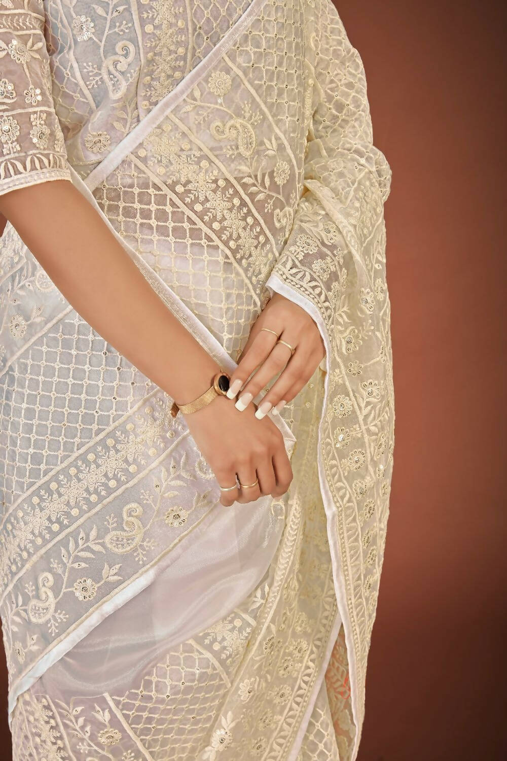 Vamsee White Organza Saree - Swadesiicart