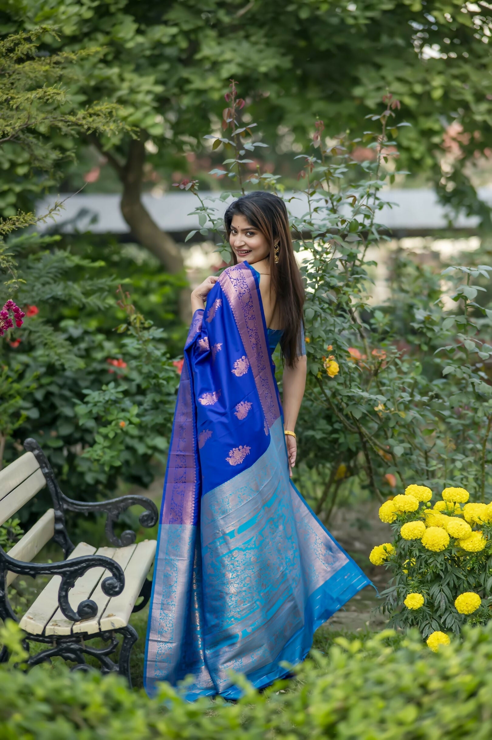 Vishnu Weaves Women's Royal Banarasi Silk Saree with Blouse - Swadesiicart