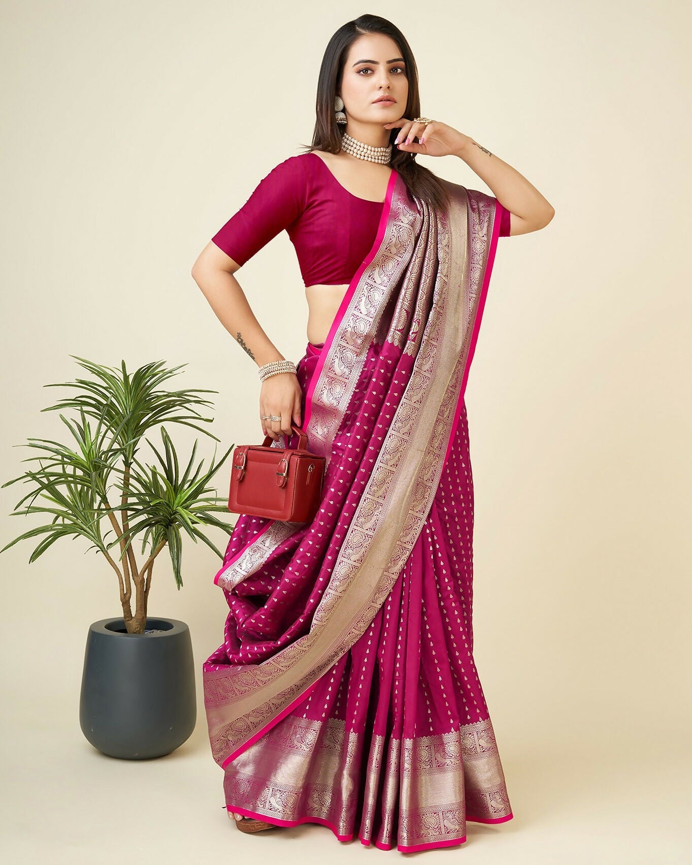 Joban Fashion Rani Pink Small Butti Banarasi Silk Sarees | Swadesiicart
