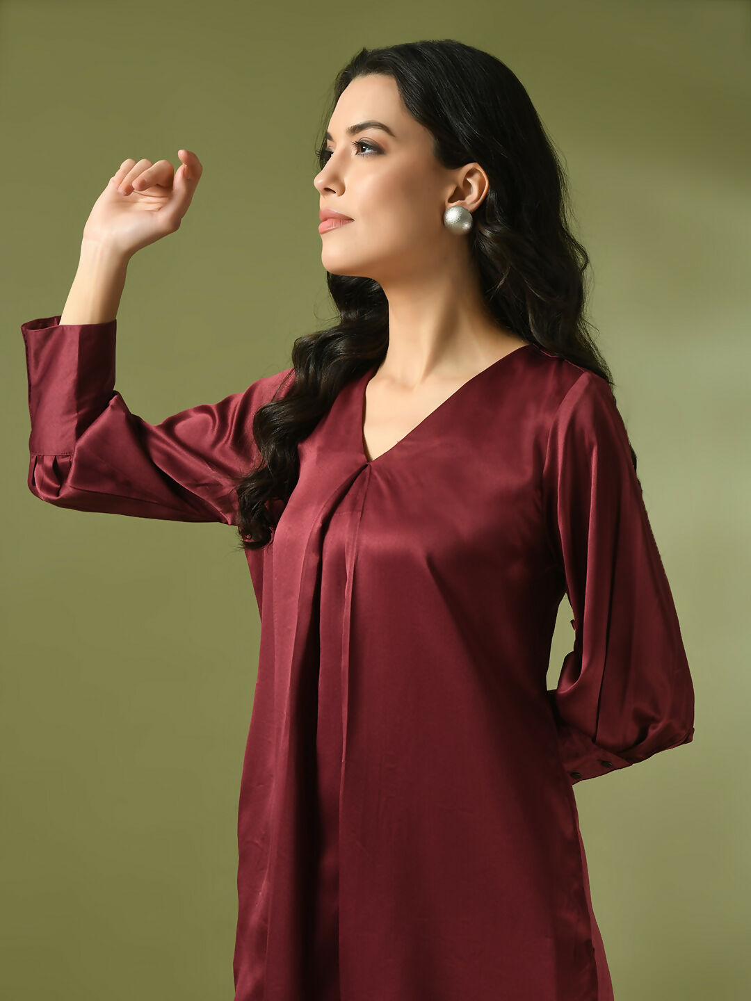 Myshka Women's Maroon Solid Satin V-Neck Party Tunic With Trousers Co-ord set - Swadesiicart