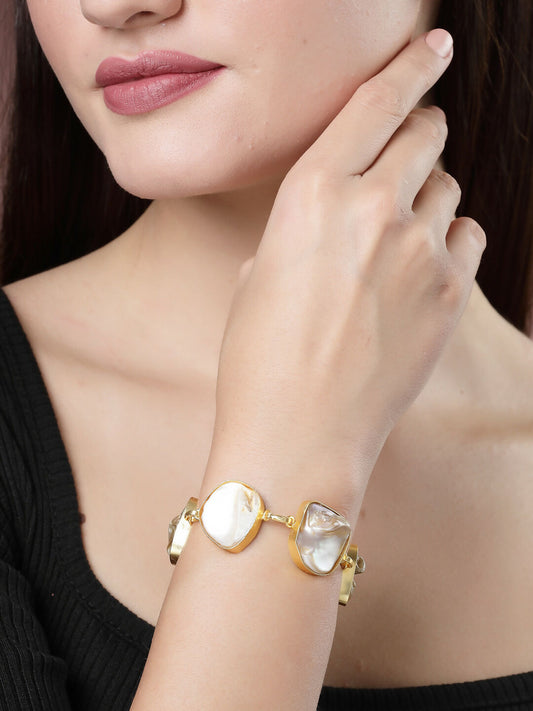 NVR Women's Gold-Polished Handcrafted Mother of Pearl Link Bracelet - NR Retail-NVR