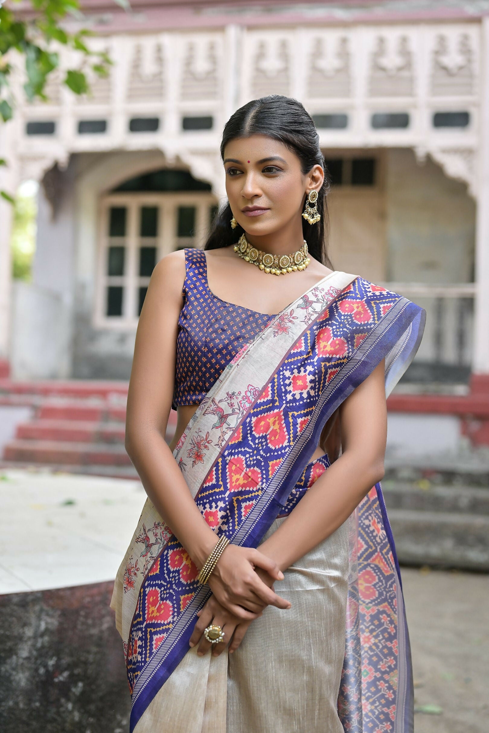 Vishnu Weaves Women's Blue Soft Tussar Silk Small Zari Woven Border Saree with Blouse - Swadesiicart