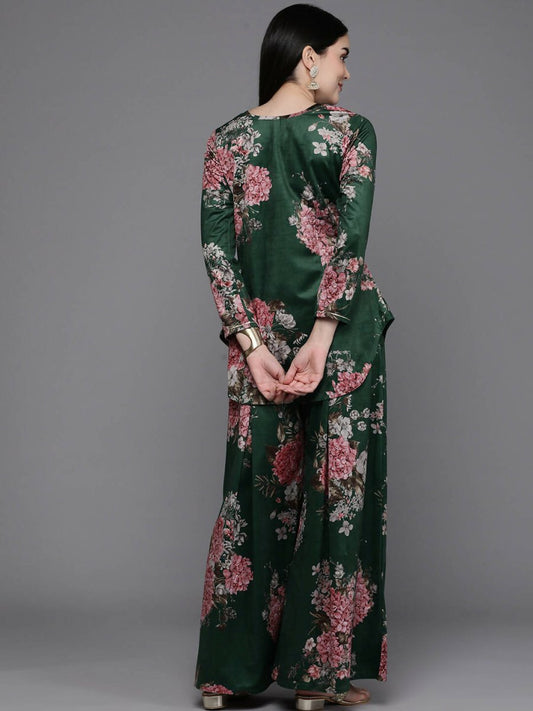 Ahalyaa Women Floral Printed Velvet Tunic with Palazzos - Green Color | Swadesiicart