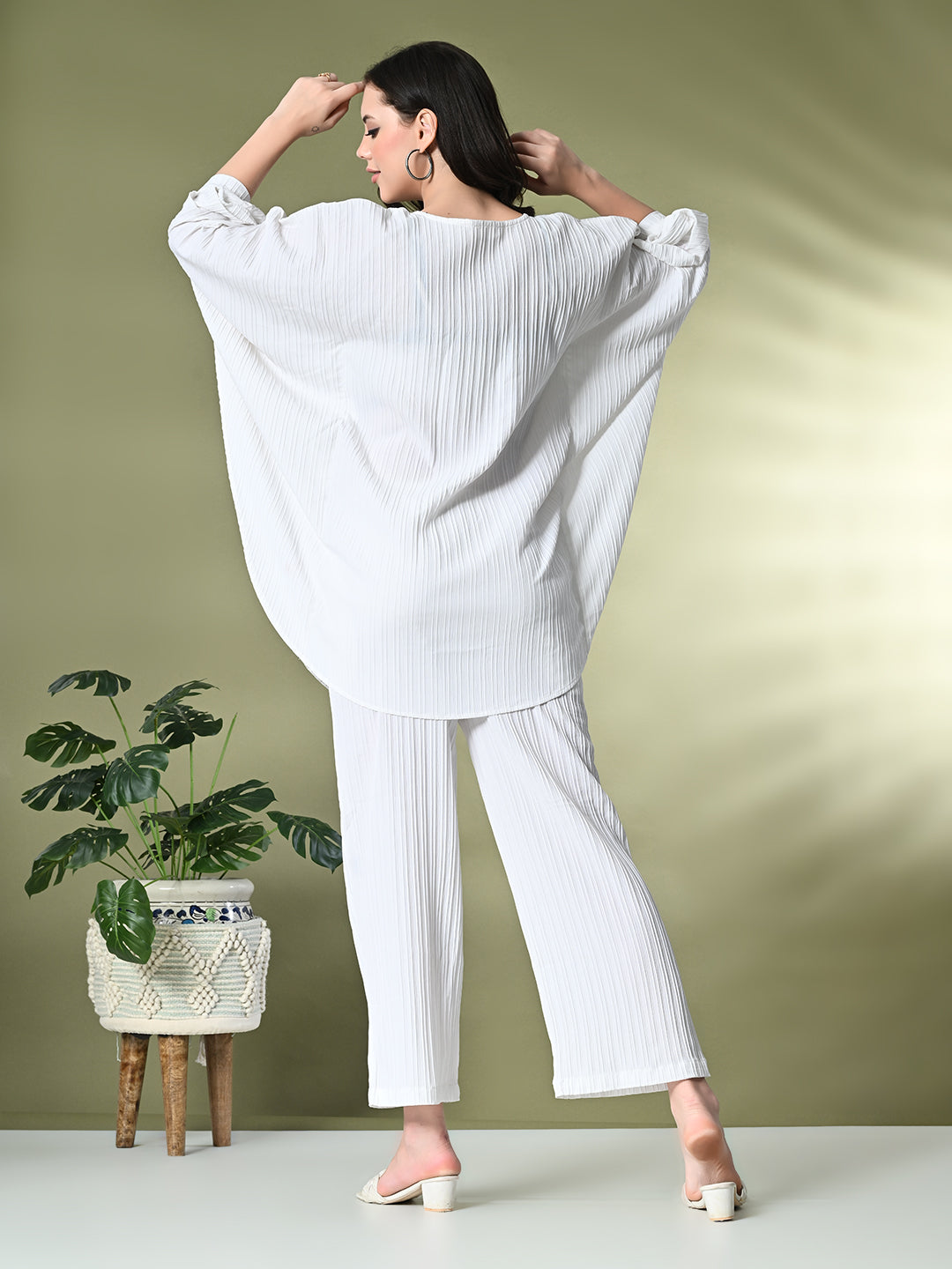 Myshka Women's Self Design Kaftan Style Co-ord set in White Color - Swadesiicart