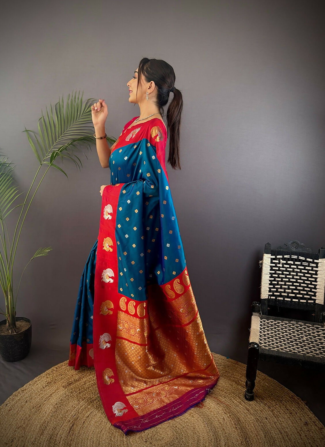 Joban Fashion Rani Pink Butti Banarasi Silk Sarees | Swadesiicart