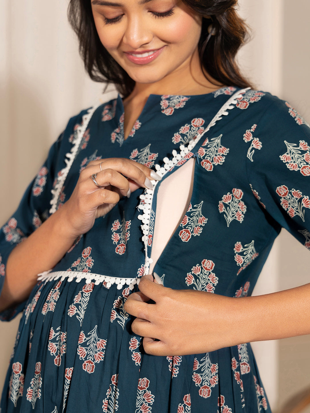 Janasya Teal Cotton Floral Fit & Flare Kurta | Swadesiicart