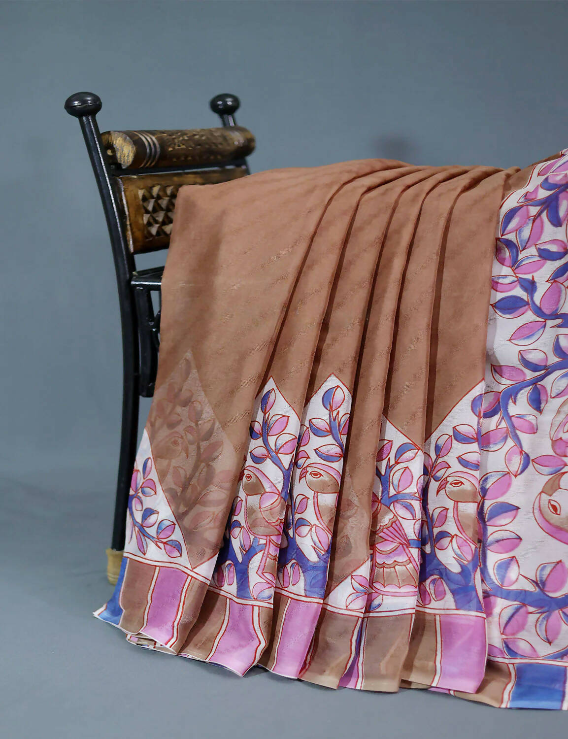 Shades Of Chikoo With Off-White Colour Leheriya Georgette Saree By Gayathri Reddy Designer Studio | Swadesiicart