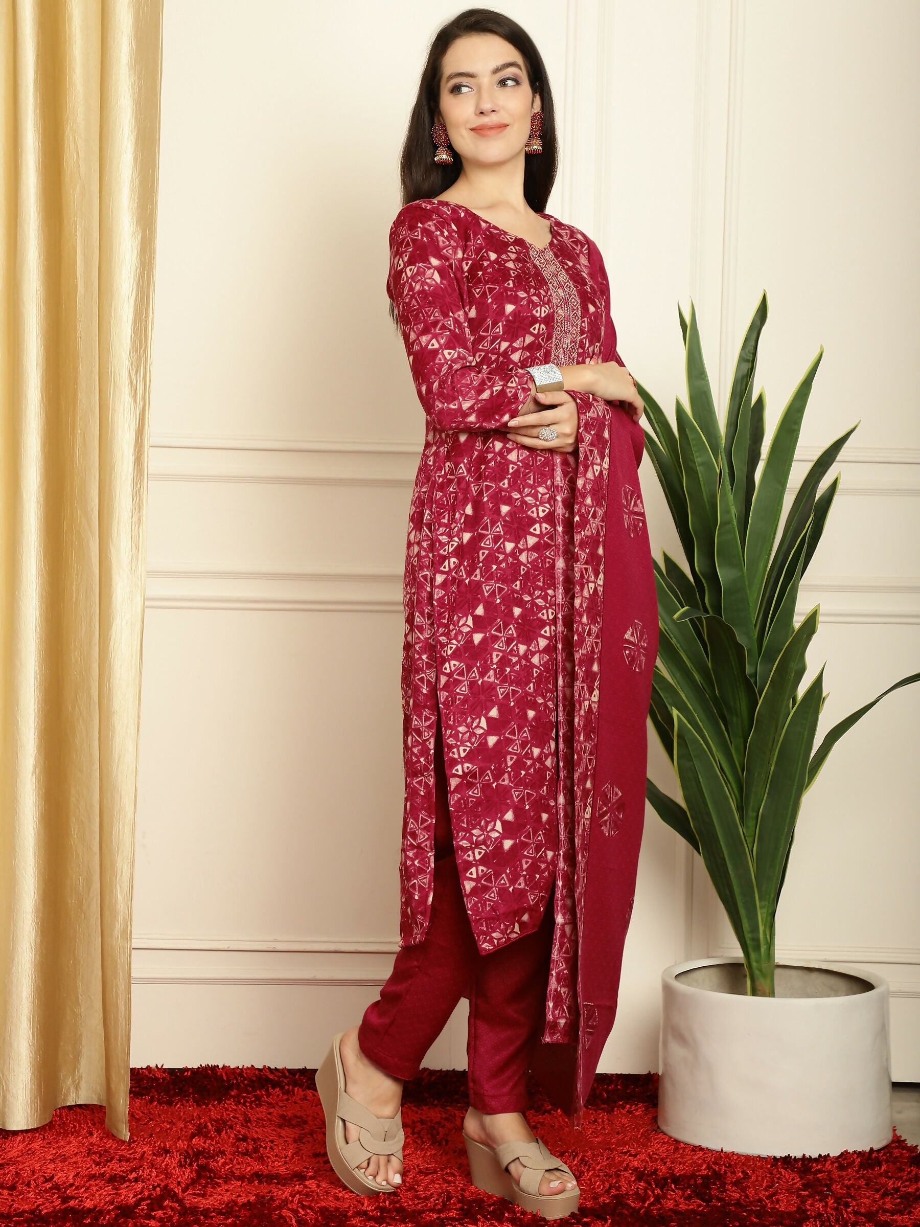 Jyoti Fashion Women's Red Pashmina Floral Digital Printed Kurta with Trouser & Dupatta | Swadesiicart