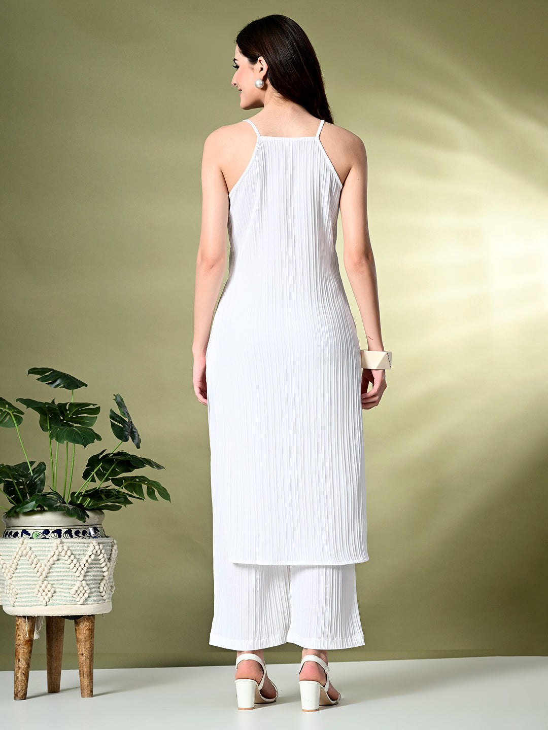 Myshka Women's Self Design Shoulder Straps Kurta & Palazzos Sets in White Color - Swadesiicart