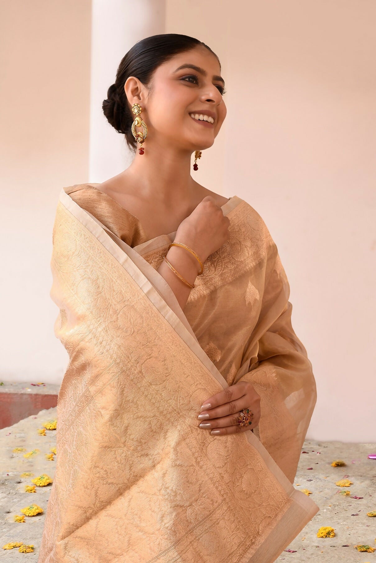 Joban Fashion Gold Banarasi Kora Tissue Pure Handloom Banarasi Silk Saree | Swadesiicart