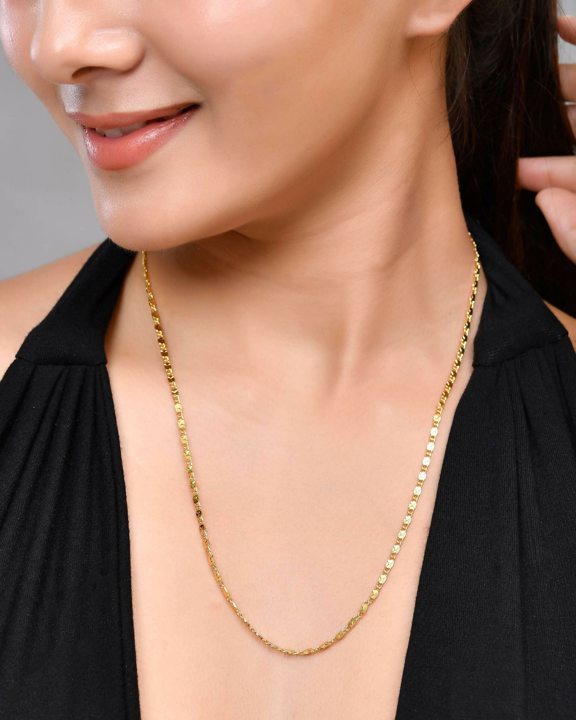 VOJ Gold-Polished Biscuit Shaped Chain For Women | Swadesiicart