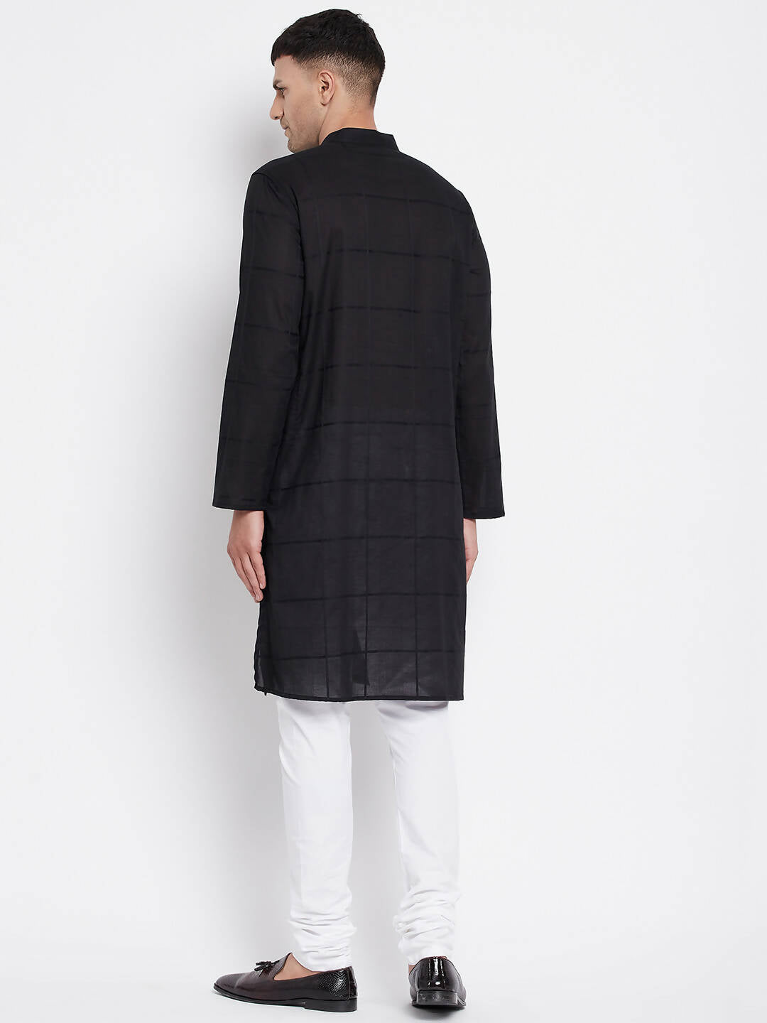 Even Apparels Pure Cotton Men's Kurta in Black Color With Band Collar | Swadesiicart