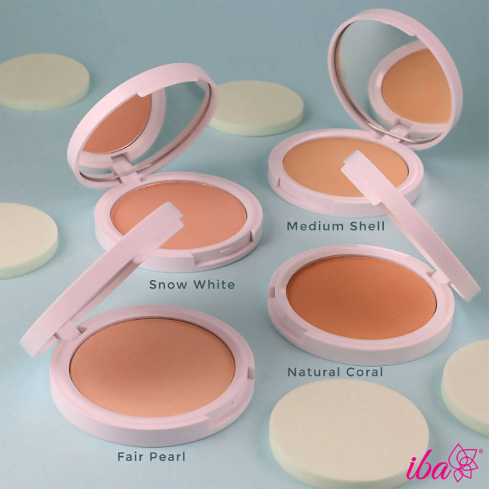 Iba Perfect Look Long Wear Mattifying Compact SPF 15 - Snow White - Swadesiicart