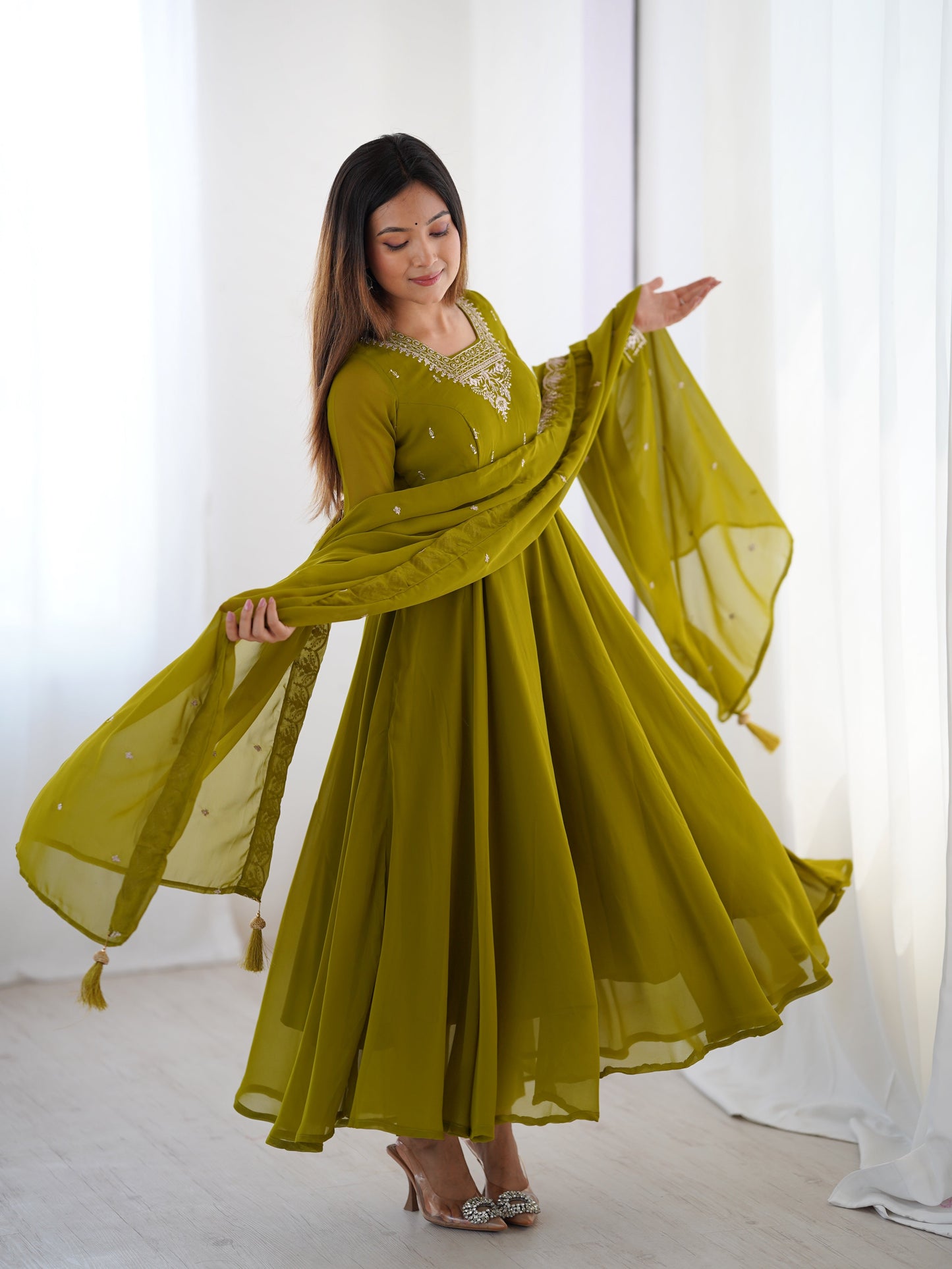 Lorenvalley Mahendi Faux Georgette Fancy Embroidery Beads And Jari Work Anarkali Kurta Palazzo With Dupatta Set | Swadesiicart