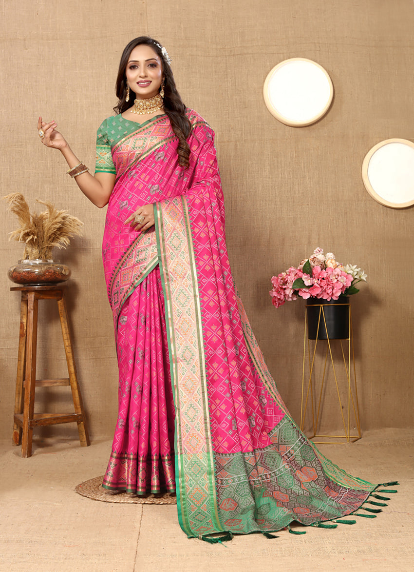 Lorenvalley Fashion Magenta Patola Silk Woven Design with Zari Meenakari Weaving motifs Pallu Saree - Swadesiicart