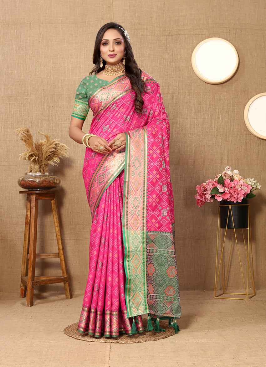 Lorenvalley Fashion Magenta Patola Silk Woven Design with Zari Meenakari Weaving motifs Pallu Saree - Swadesiicart