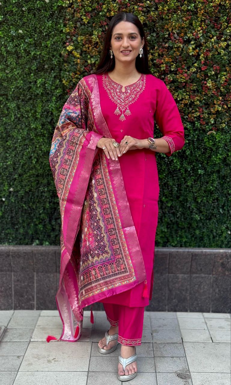 Lorenvalley Fashion Magenta Roman Silk Embroidery Multi Work Kurta Pant with Dupatta - Swadesiicart