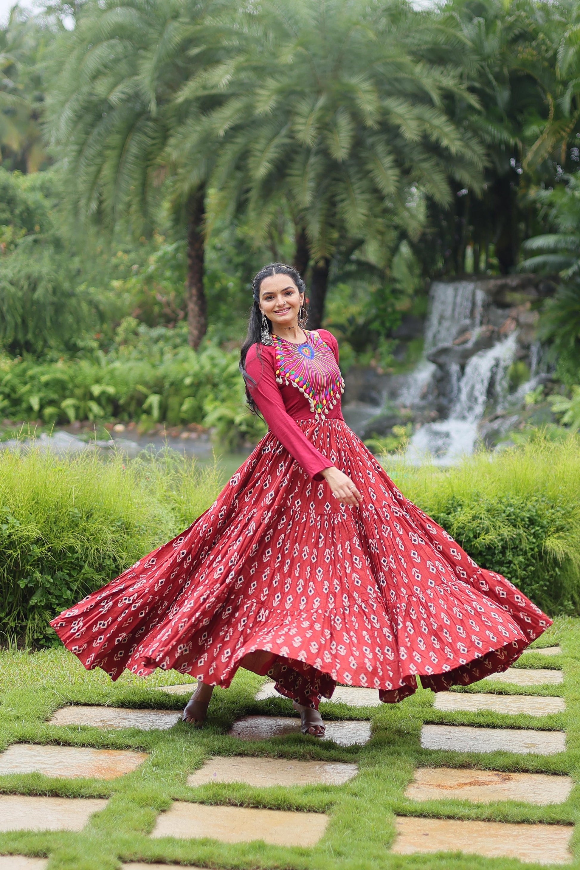 Lorenvalley Maroon Cotton Printed With Kutchi Gamthi Work and Kodi Lace Gown | Swadesiicart