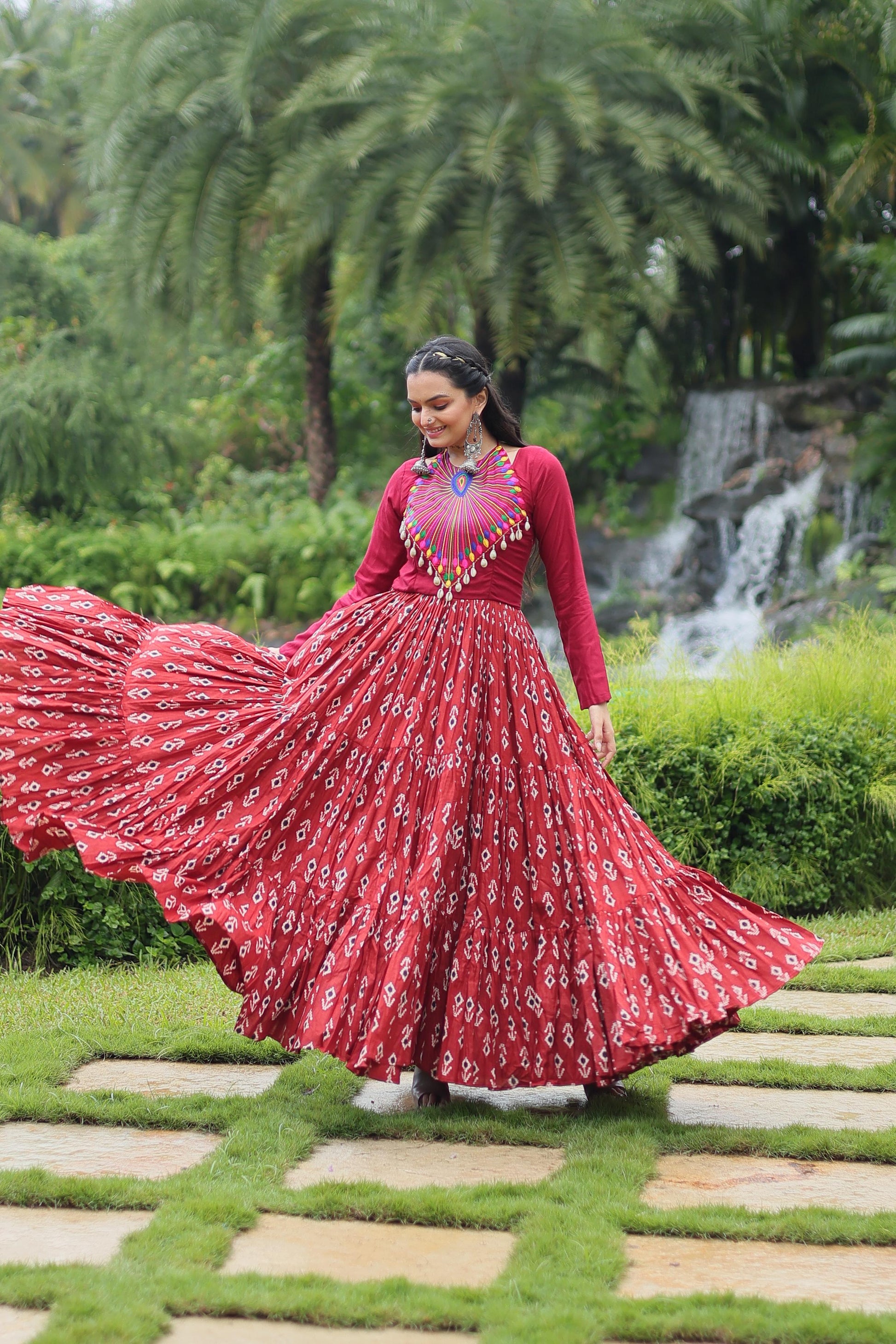 Lorenvalley Maroon Cotton Printed With Kutchi Gamthi Work and Kodi Lace Gown | Swadesiicart