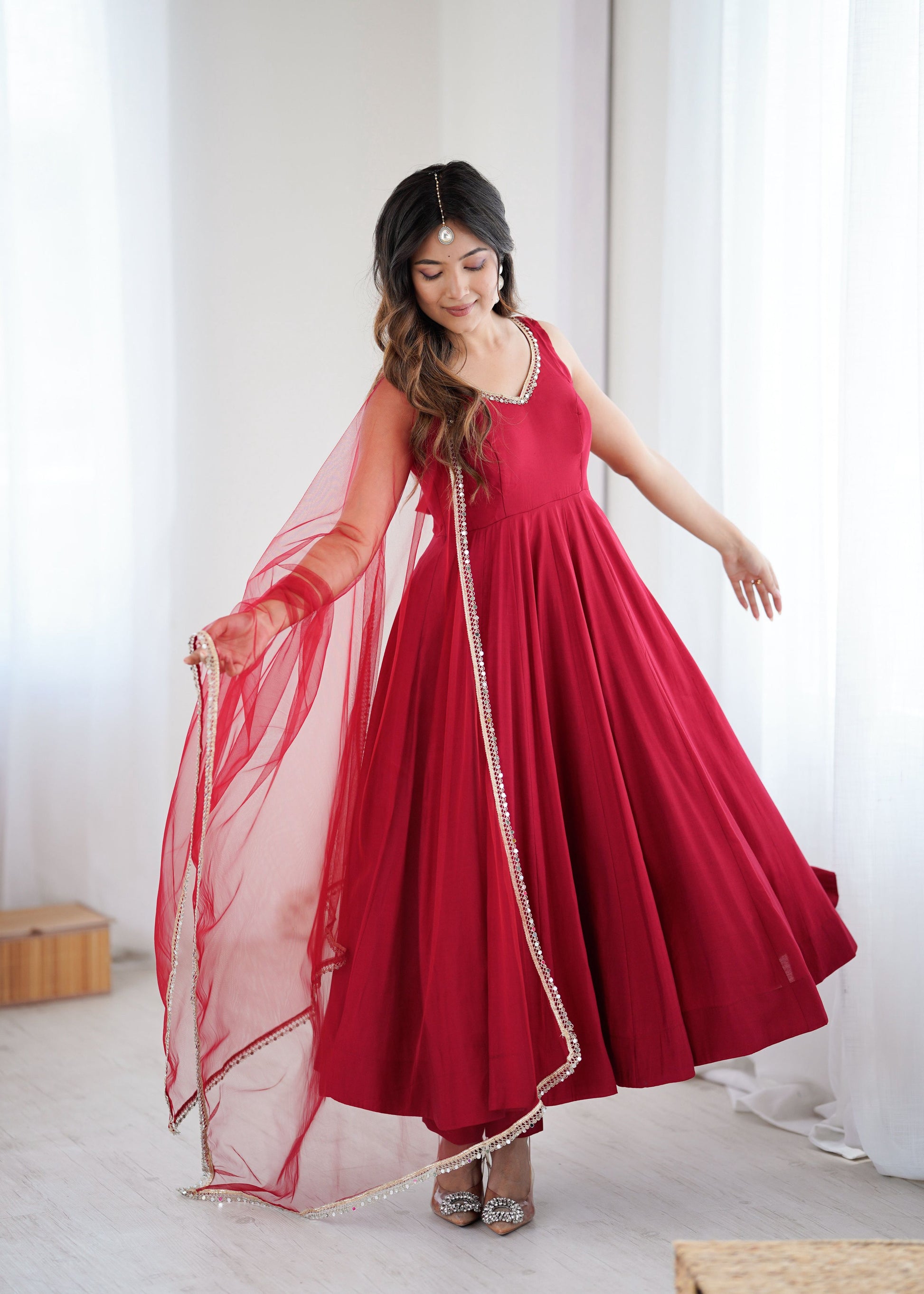 Lorenvalley Fashion Maroon Pure Romansilk Chanderi Fabric Yoke Fancy Lace Work Anarkali Kurta Pant With Dupatta Set - Swadesiicart