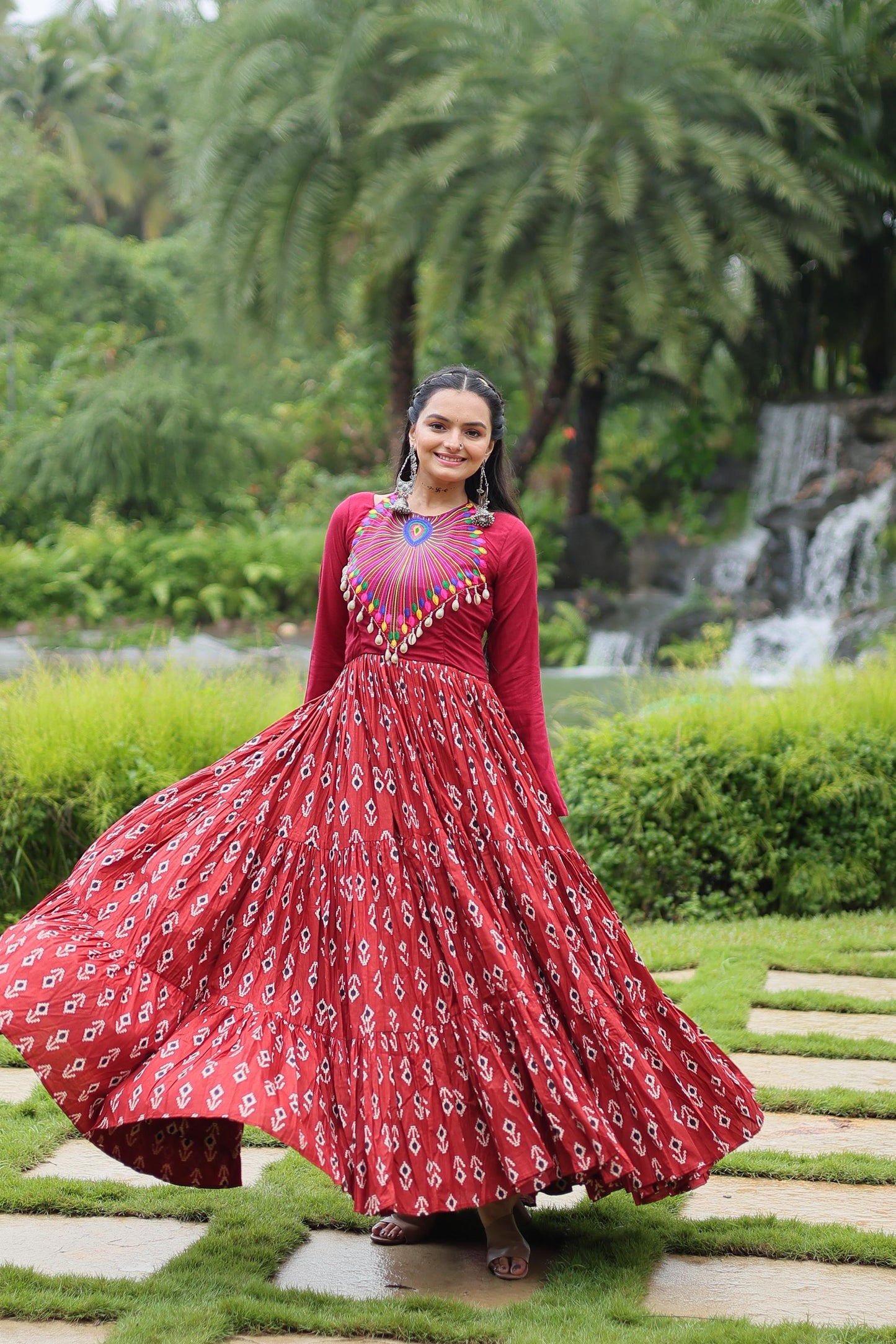 Lorenvalley Maroon Cotton Printed With Kutchi Gamthi Work and Kodi Lace Gown | Swadesiicart