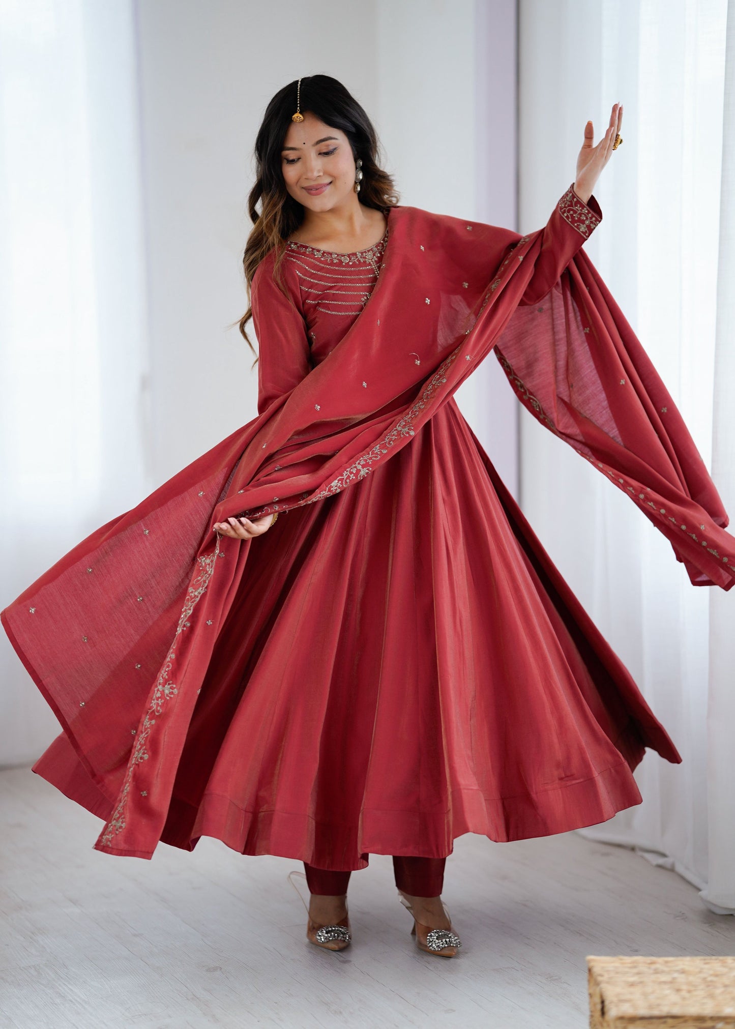 Lorenvalley Fashion Maroon Roman Shimmer Chanderi Silk Yoke Fancy Handwork Beads Work Anarkali Kurta Pant With Dupatta Set - Swadesiicart