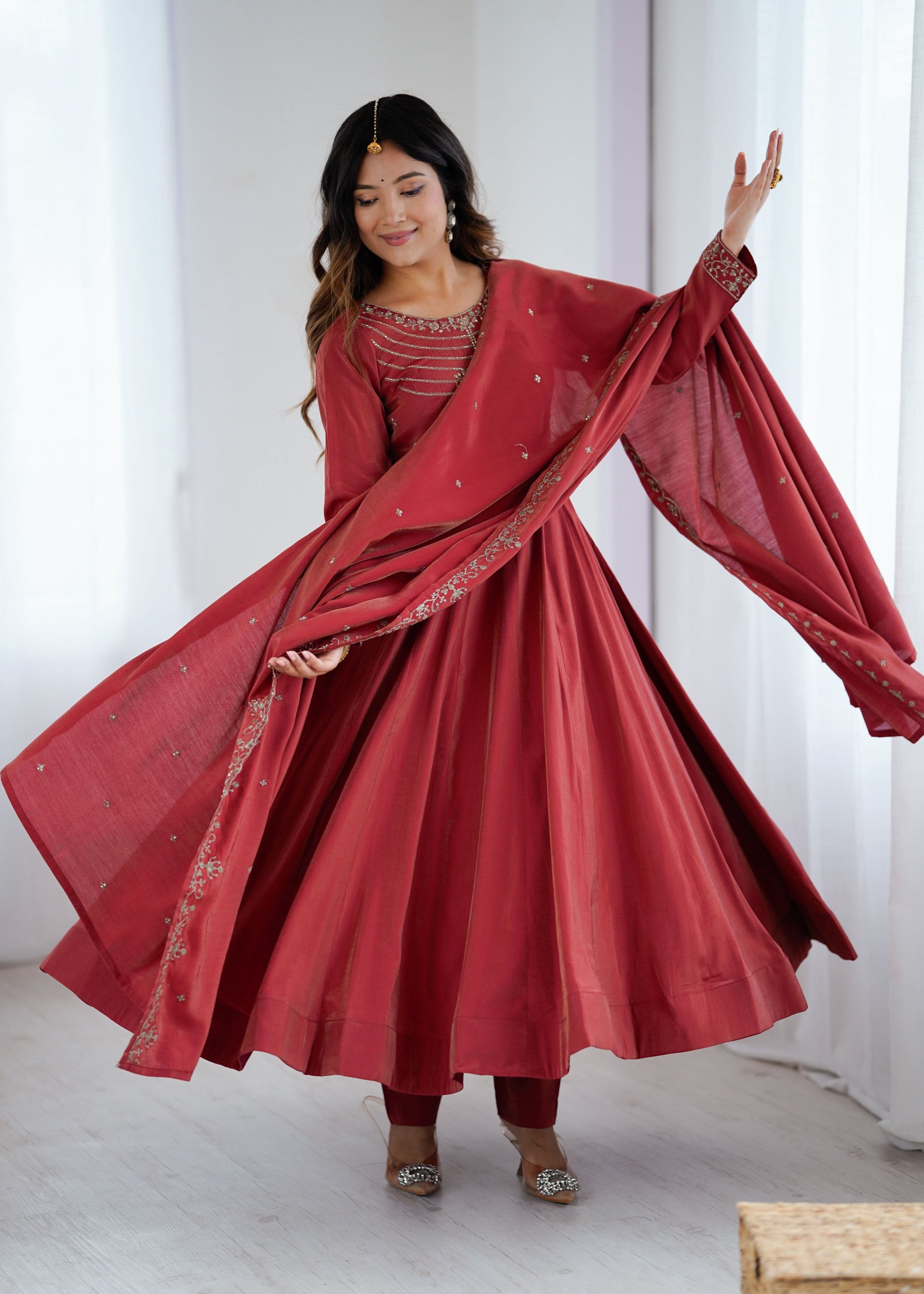 Lorenvalley Fashion Maroon Roman Shimmer Chanderi Silk Yoke Fancy Handwork Beads Work Anarkali Kurta Pant With Dupatta Set - Swadesiicart