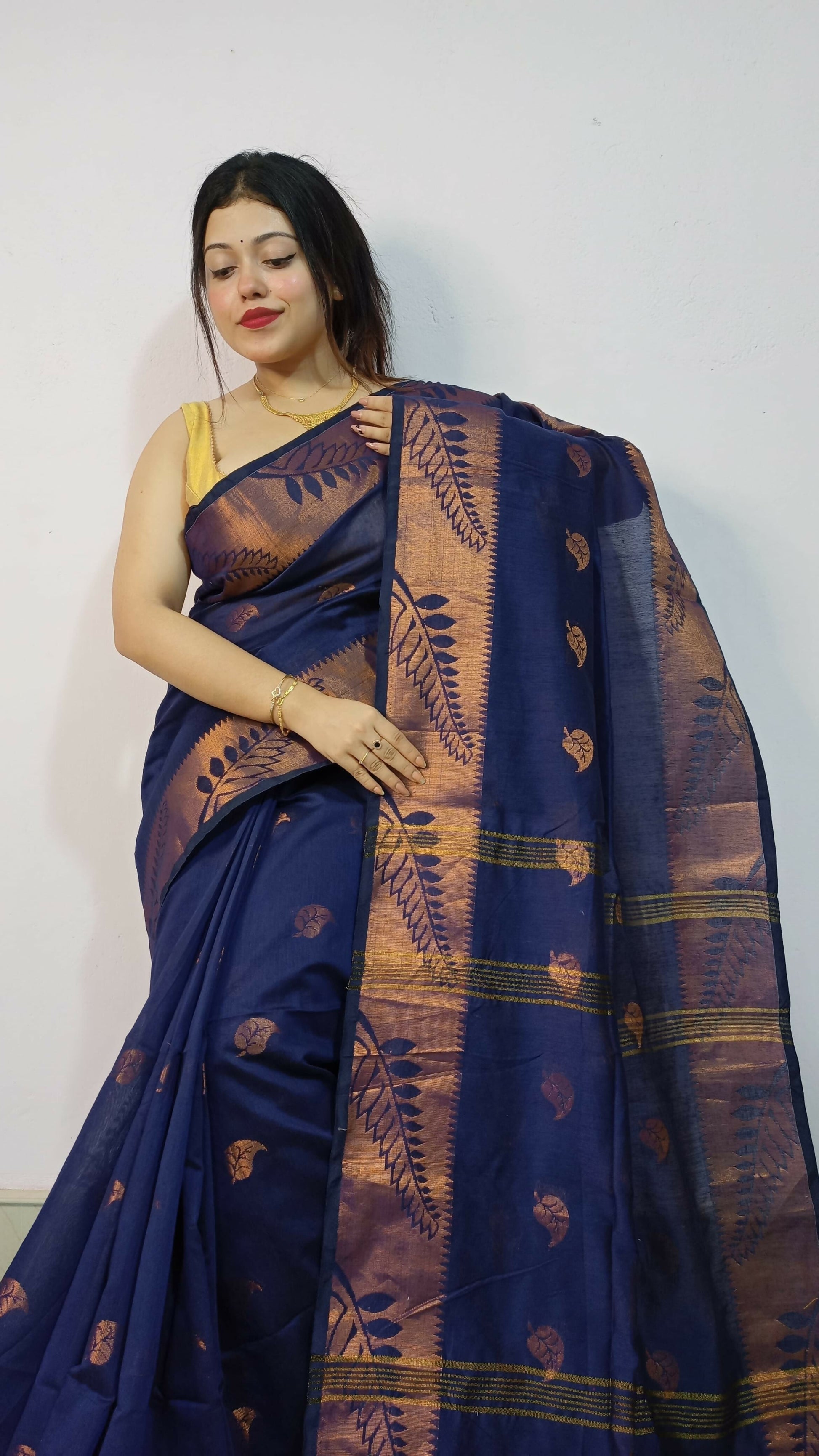 Exclusive Collection Beautiful Navy Blue Cotton Silk Woven Handloom Saree With Running Blouse Piece - Swadesiicart