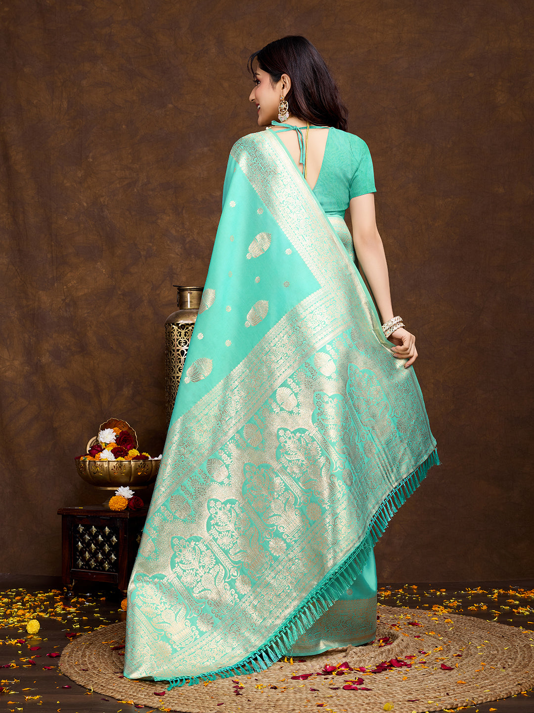 Vedant Vastram Banarasi Silk Fashion Saree - Seegreen | Swadesiicart