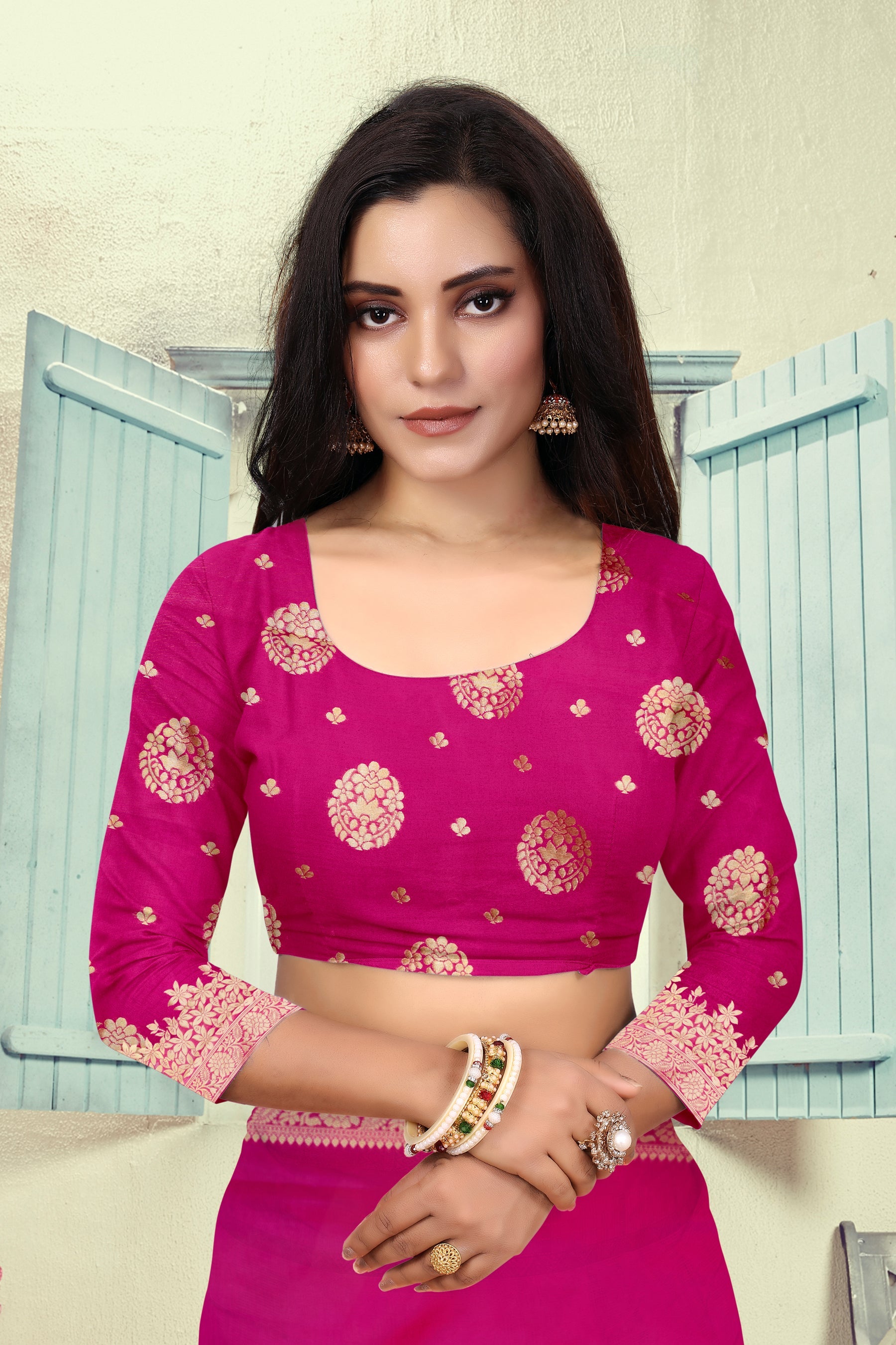 Vedant Vastram Litchi Silk Designer Banarasi Saree - Magenta | Swadesiicart